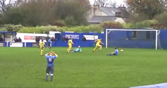 VIDEO: Ovakvu završnicu fudbalskog meča još nijeste vidjeli VIDEO: Ovakvu završnicu fudbalskog meča još nijeste vidjeli