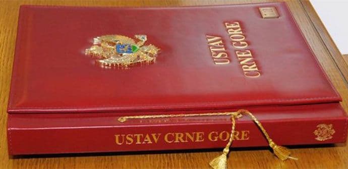 Ustav kao „identitetska karta“ svih građana Ustav kao „identitetska karta“ svih građana