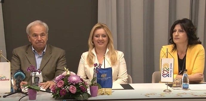 Dočekajte Novu godinu u "Splendidu" sa Severinom i gostom iznenađenja Dočekajte Novu godinu u "Splendidu" sa Severinom i gostom iznenađenja