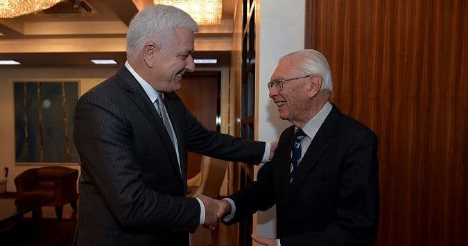 Premijer Marković primio profesora Šopera Premijer Marković primio profesora Šopera