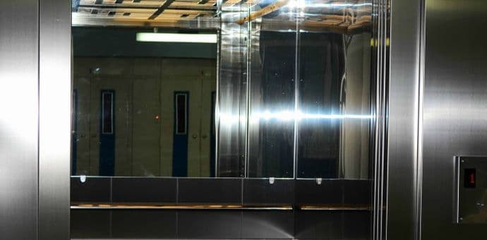 KCCG rekonstruisao dva lifta u glavnoj zgradi KCCG rekonstruisao dva lifta u glavnoj zgradi