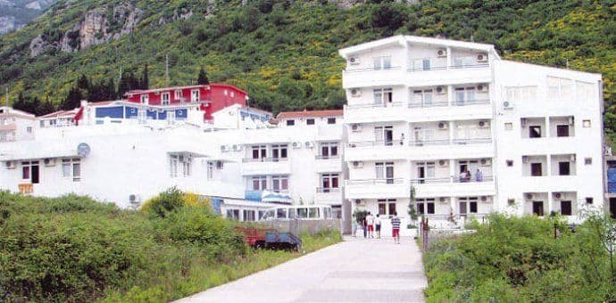 Sjutra nastavak suđenja za trovanje djece u Čanju: Zastare ne može biti Sjutra nastavak suđenja za trovanje djece u Čanju: Zastare ne može biti