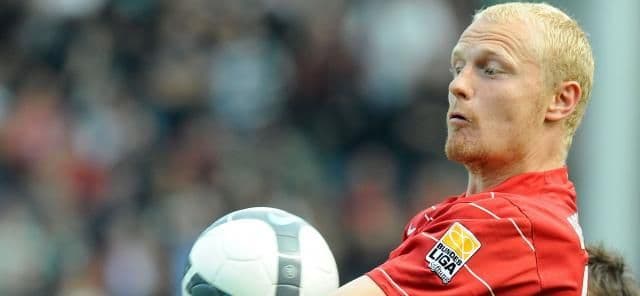 Fudbaler osvojio 700.000 eura na lutriji Fudbaler osvojio 700.000 eura na lutriji