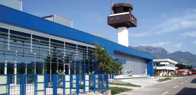 Ne zadovoljava sve ICAO standarde: Tivatskom aerodromu su hitno potrebne investicije (II) Ne zadovoljava sve ICAO standarde: Tivatskom aerodromu su hitno potrebne investicije (II)