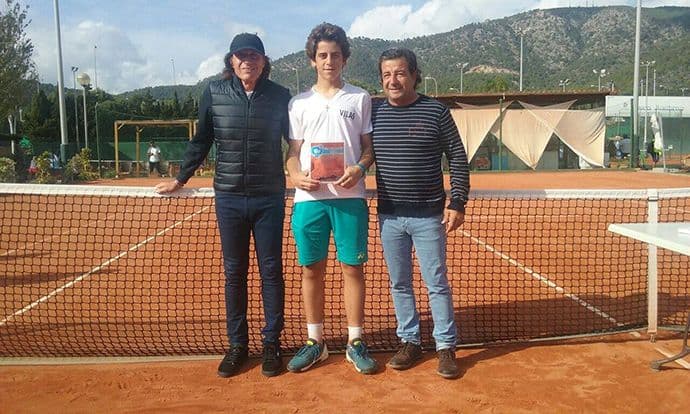 Crna Gora savladala Hrvatsku Crna Gora savladala Hrvatsku