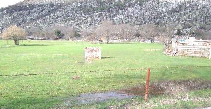 Placevi ostaju u sjenci stanova Placevi ostaju u sjenci stanova