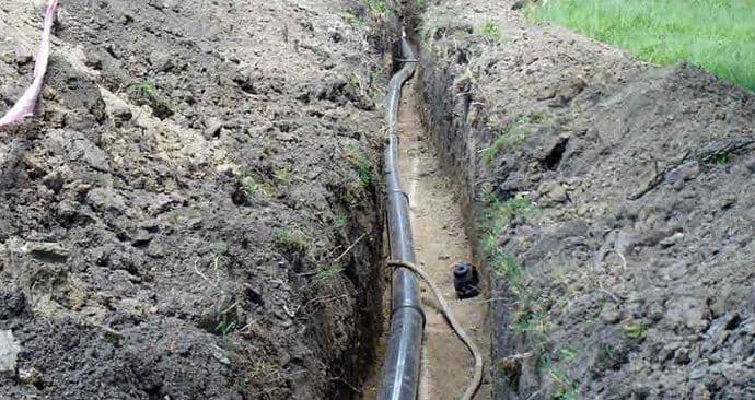 Podrška jačanju manjih porodičnih gazdinstava, izgradnji seoskih puteva i vodovoda Podrška jačanju manjih porodičnih gazdinstava, izgradnji seoskih puteva i vodovoda