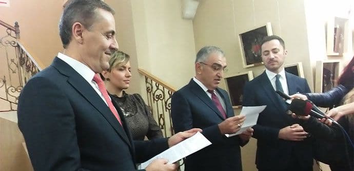 Novac kao nakit Novac kao nakit