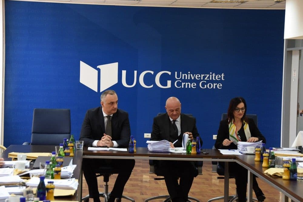 Upravni odbor UCG predao Sudu časti prof. dr Vladimira Pešića Upravni odbor UCG predao Sudu časti prof. dr Vladimira Pešića