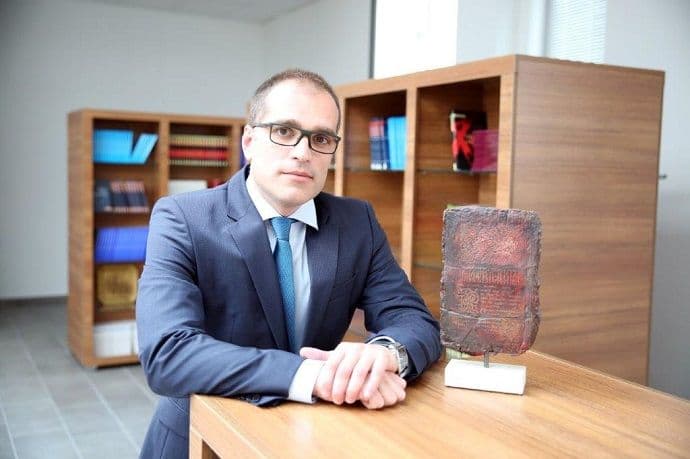 Popoviću novi mandat Popoviću novi mandat