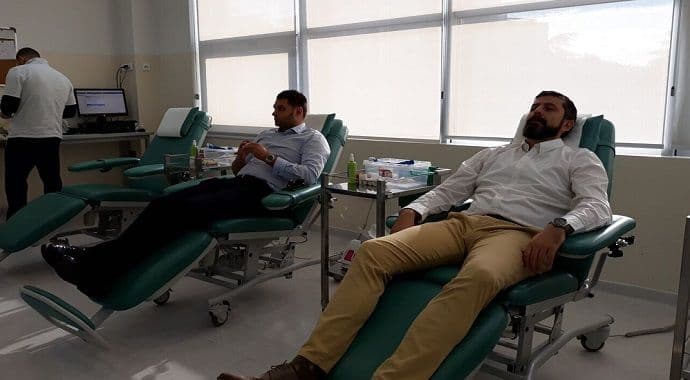 Zaposleni u Ministarstvu ekonomije dobrovoljno dali krv Zaposleni u Ministarstvu ekonomije dobrovoljno dali krv