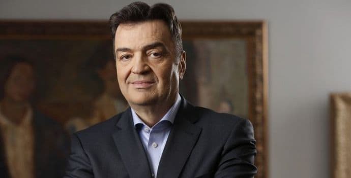 Duško Knežević ponovo pokreće televiziju Duško Knežević ponovo pokreće televiziju