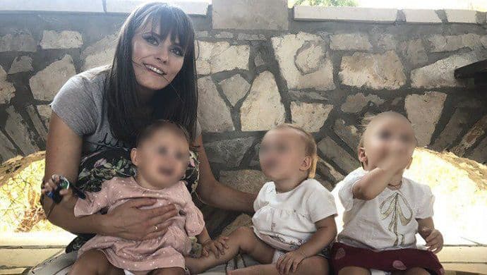 Otac trojki sa Cetinja: Dobili smo 300 eura, toliko za državu vrijede moja djeca Otac trojki sa Cetinja: Dobili smo 300 eura, toliko za državu vrijede moja djeca