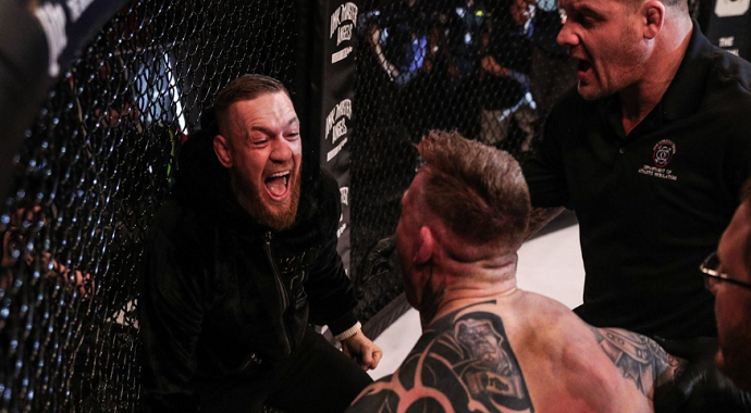 MekGregor lupio šamar organizatoru u Dablinu (Video) MekGregor lupio šamar organizatoru u Dablinu (Video)