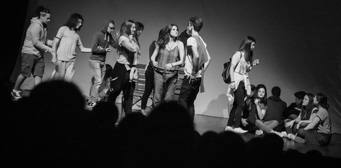 "O ćutanju i drugim imitacijama sreće" gostuje u Srbiji "O ćutanju i drugim imitacijama sreće" gostuje u Srbiji