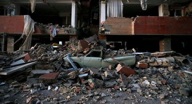 Više od 330 mrtvih, 2.800 povrijeđenih Više od 330 mrtvih, 2.800 povrijeđenih