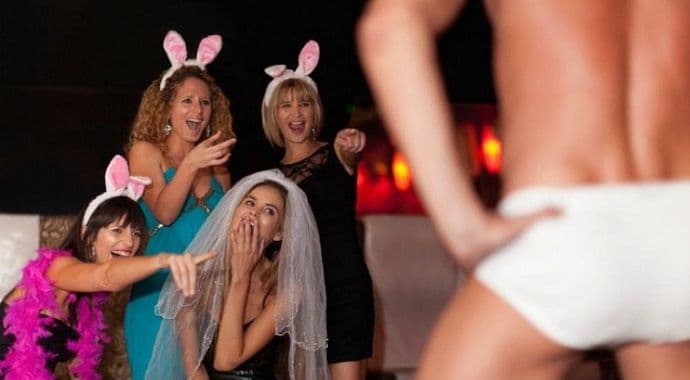 Priče sa djevojačkih večeri: Šta sve buduće mlade kriju od muževa Priče sa djevojačkih večeri: Šta sve buduće mlade kriju od muževa