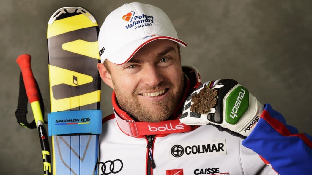 Francuski skijaš preminuo nakon teškog pada u Kanadi Francuski skijaš preminuo nakon teškog pada u Kanadi