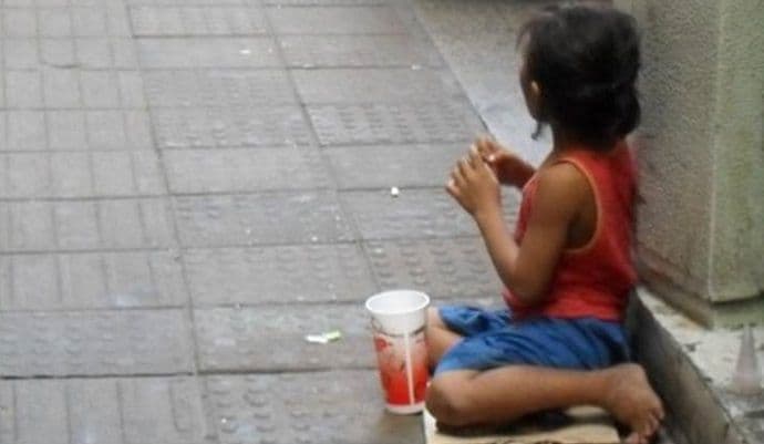 Krivična prijava protiv tri osobe zbog zapuštanja i zlostavljanja maloljetnika Krivična prijava protiv tri osobe zbog zapuštanja i zlostavljanja maloljetnika