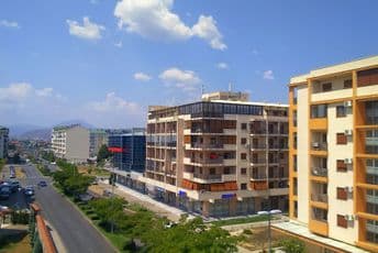 Mještani više mjeseci čekaju na asfaltiranje ulice na Starom aerodromu Mještani više mjeseci čekaju na asfaltiranje ulice na Starom aerodromu