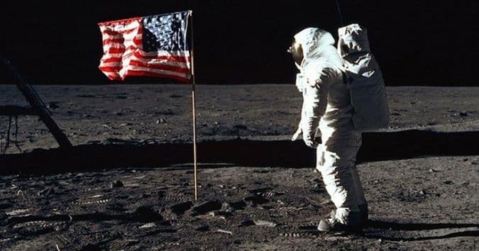 Novi "dokaz" da čovjek nije bio na Mjesecu Novi "dokaz" da čovjek nije bio na Mjesecu