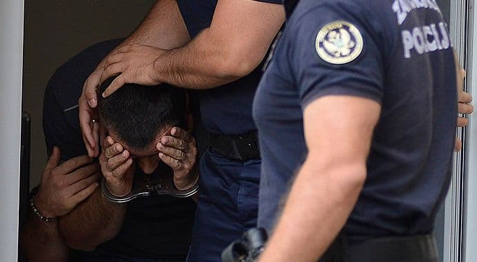 Koljenšić ponovo hoće da prizna krivicu Koljenšić ponovo hoće da prizna krivicu