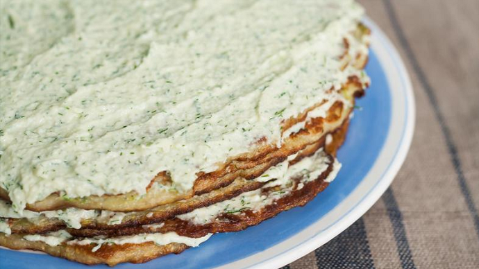 Zapečena torta od palačinki s blitvom i sirom Zapečena torta od palačinki s blitvom i sirom