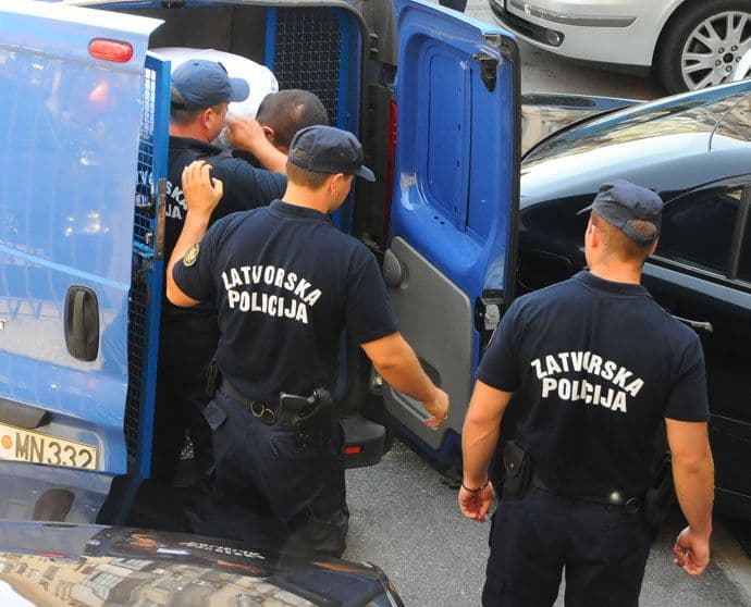 Vidmaru 13 godina za ubistvo prijatelja Vidmaru 13 godina za ubistvo prijatelja