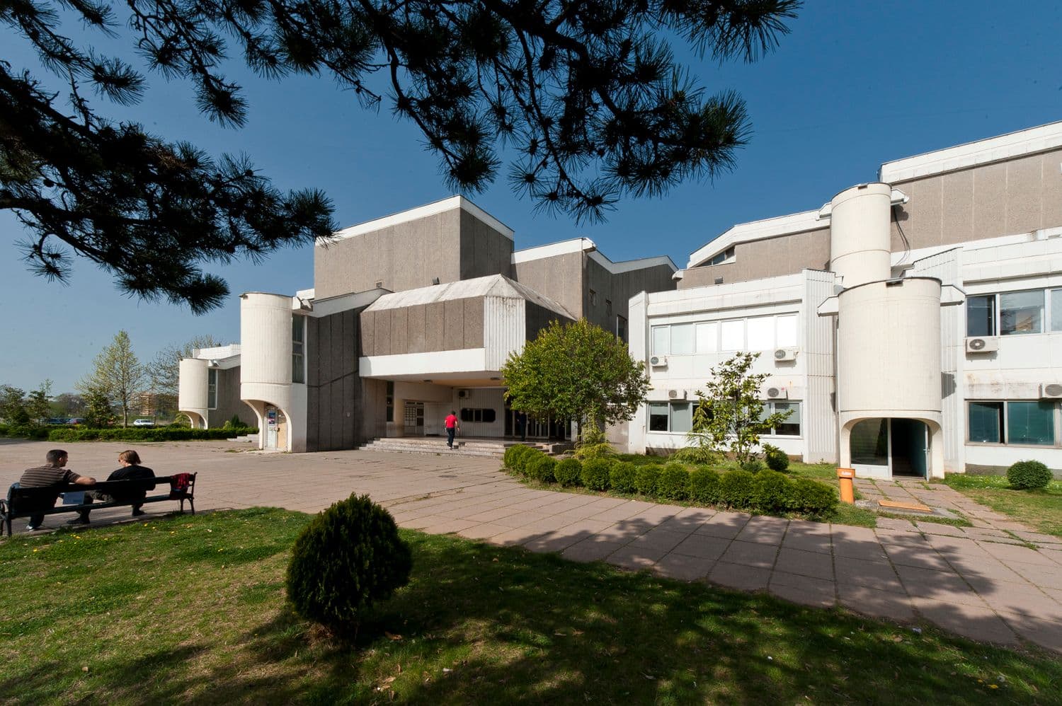 Studenti ETF-a konkurentni i u svijetu Studenti ETF-a konkurentni i u svijetu