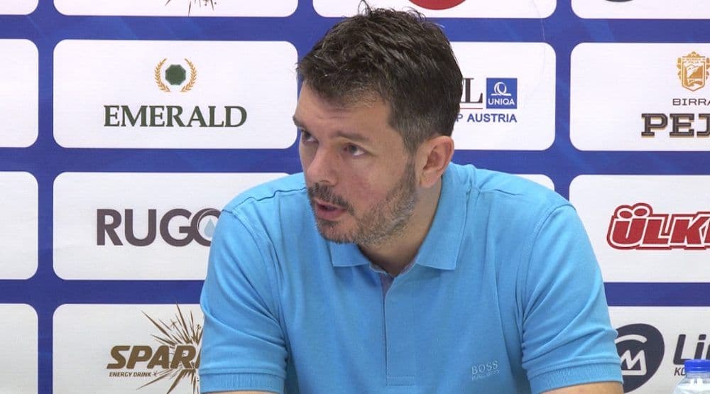 Budućnost na premijeri protiv Partizana Budućnost na premijeri protiv Partizana