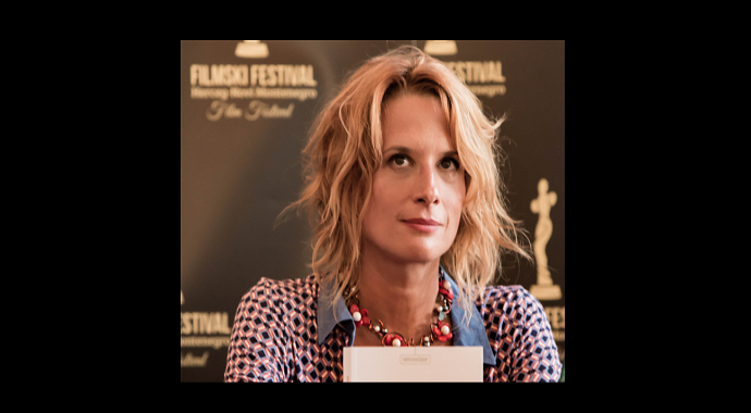 Žena ima pravo da sa životom radi šta hoće Žena ima pravo da sa životom radi šta hoće