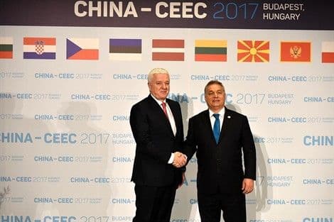 Orban dočekao Markovića (VIDEO) Orban dočekao Markovića (VIDEO)