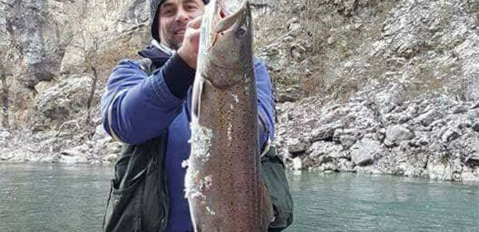 Ulovio mladicu tešku 13 kilograma Ulovio mladicu tešku 13 kilograma