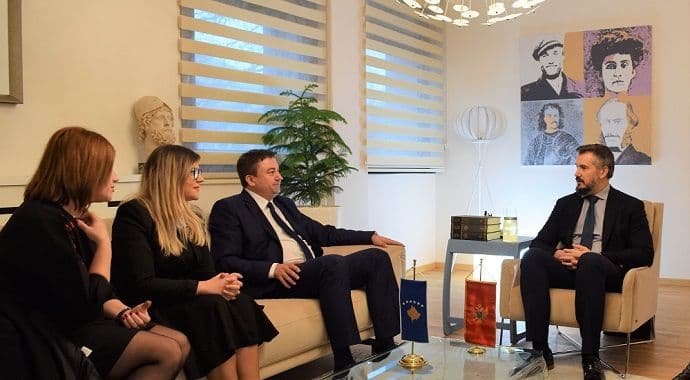 Crna Gora i Kosovo imaju odličnu saradnju u korištenju evropskih fondova za prekograničnu saradnju Crna Gora i Kosovo imaju odličnu saradnju u korištenju evropskih fondova za prekograničnu saradnju