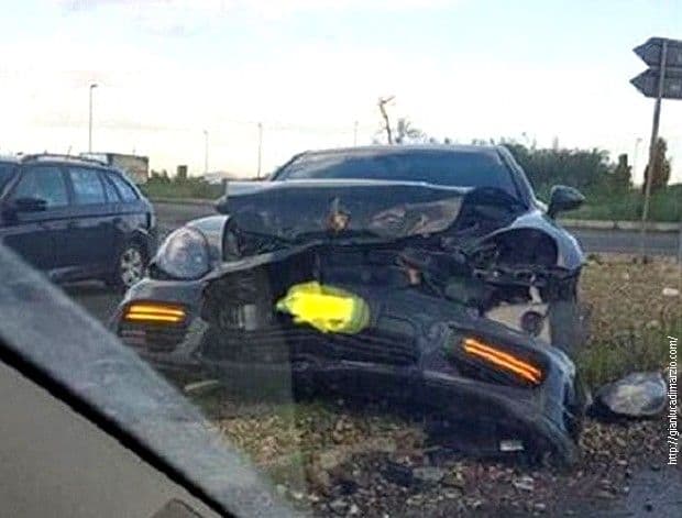 Peroti poslije udesa sletio sa puta Peroti poslije udesa sletio sa puta