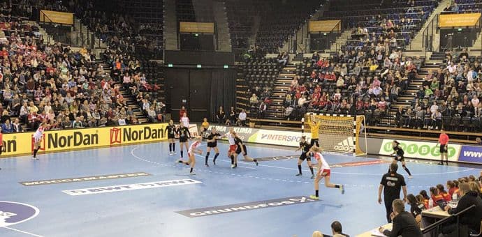 CRNA GORA demolirala Dansku! CRNA GORA demolirala Dansku!