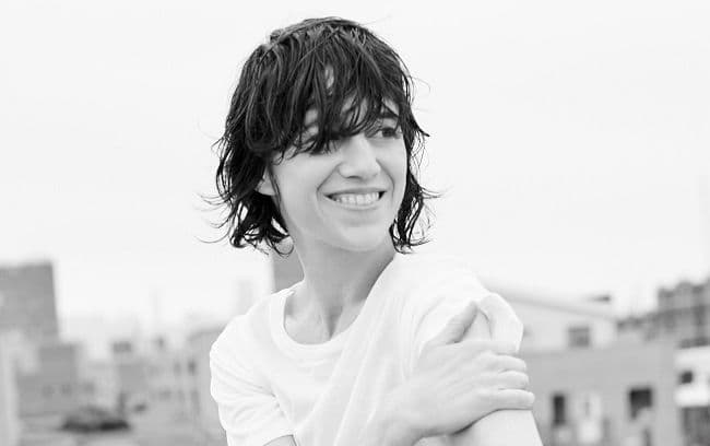 Charlotte Gainsbourg: Nedovršeni mauzolej Charlotte Gainsbourg: Nedovršeni mauzolej