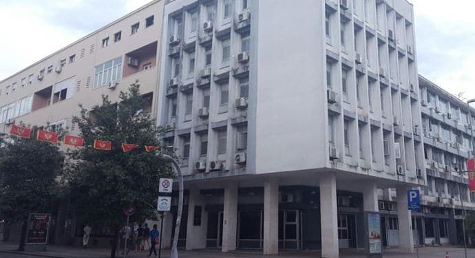 Gursaj se osim za drogu tereti i za napad na policajca Gursaj se osim za drogu tereti i za napad na policajca