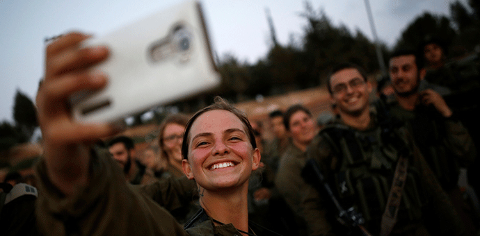 Rekordan broj žena u vojsci - ove godine 2.700 Rekordan broj žena u vojsci - ove godine 2.700