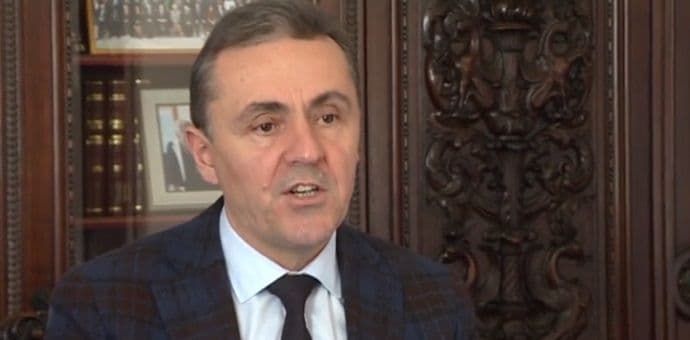 Fokusirati se na unaprijeđenje konkurentnosti Fokusirati se na unaprijeđenje konkurentnosti