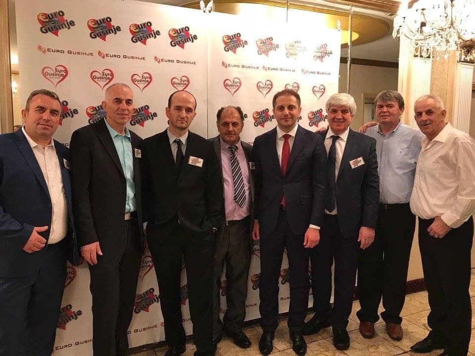 Dogovorena i izgradnja sportskih terena u Gusinju Dogovorena i izgradnja sportskih terena u Gusinju