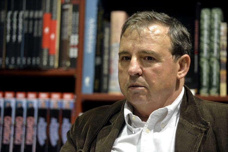 Biti umjetnik je privatni problem Biti umjetnik je privatni problem