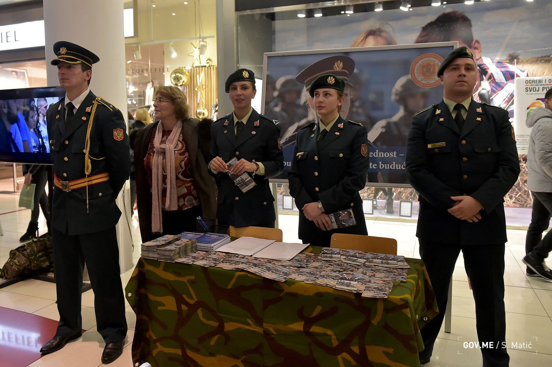 Bošković: Vojni poziv je izuzetno častan i zahtjevan Bošković: Vojni poziv je izuzetno častan i zahtjevan