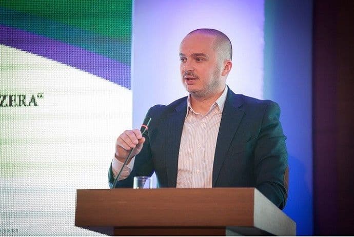 Pavićević nije više direktor Direkcije za mala i srednja preduzeća Pavićević nije više direktor Direkcije za mala i srednja preduzeća