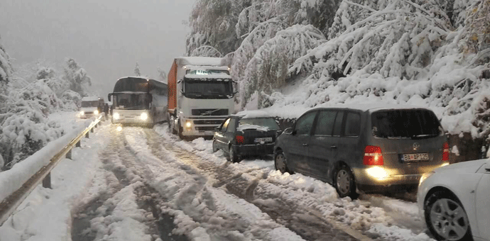 Službe da budu spremne za najavljeno nevrijeme Službe da budu spremne za najavljeno nevrijeme
