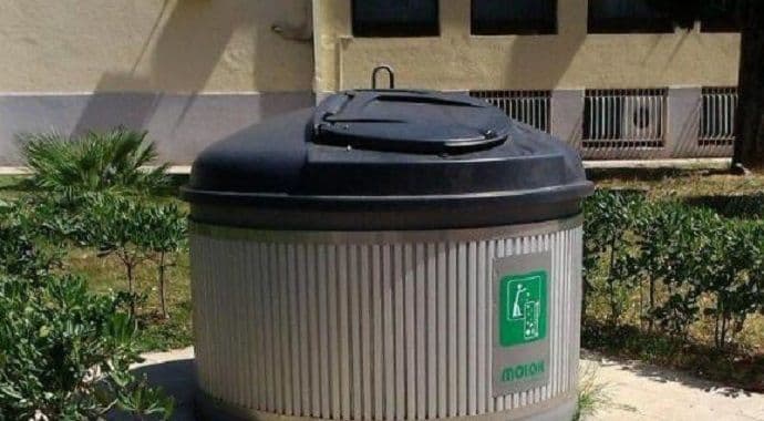 Završeni radovi na ugradnji 34 podzemna kontejnera u Podgorici Završeni radovi na ugradnji 34 podzemna kontejnera u Podgorici