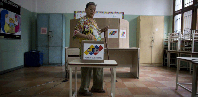 Pobjeda Madura na lokalnim izborima, bojkot opozicije Pobjeda Madura na lokalnim izborima, bojkot opozicije