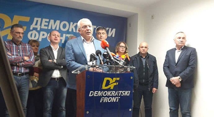 Prekidamo bojkot, otvaramo novi Front Prekidamo bojkot, otvaramo novi Front