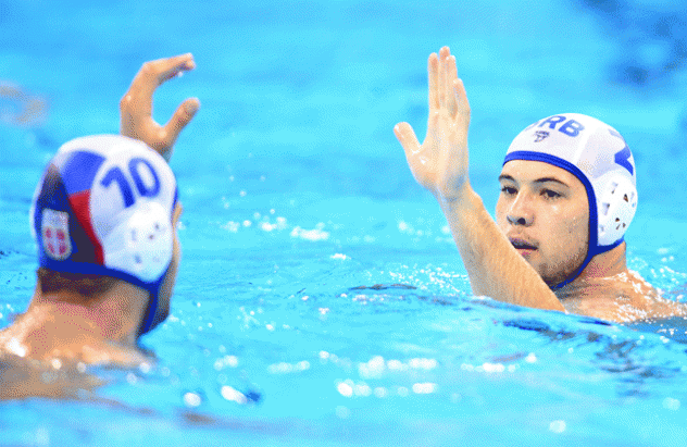 Srbija bez Mandića dočekuje "ajkule" Srbija bez Mandića dočekuje "ajkule"