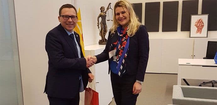 Državna tužiteljka za vezu sa EUROJUST-om u radnoj posjeti Hagu Državna tužiteljka za vezu sa EUROJUST-om u radnoj posjeti Hagu